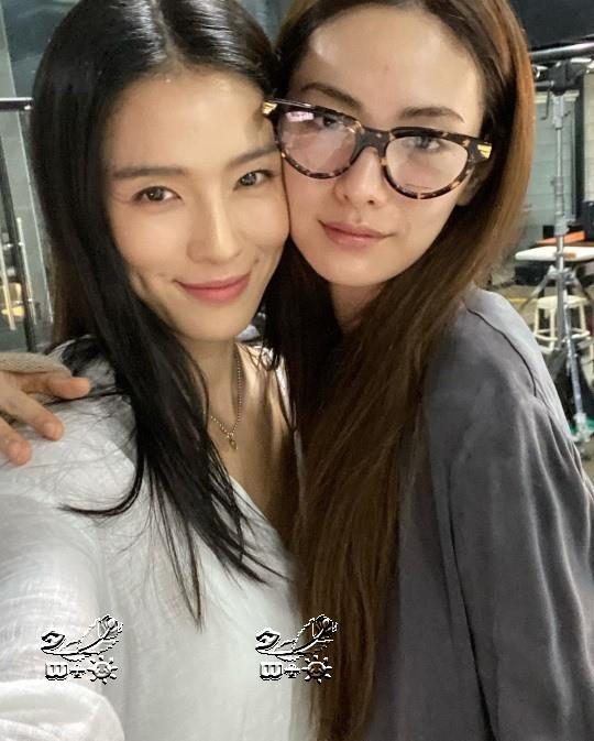 afterschool|?After School林嘉熙NANA感动重逢！脸颊亲亲，我爱你