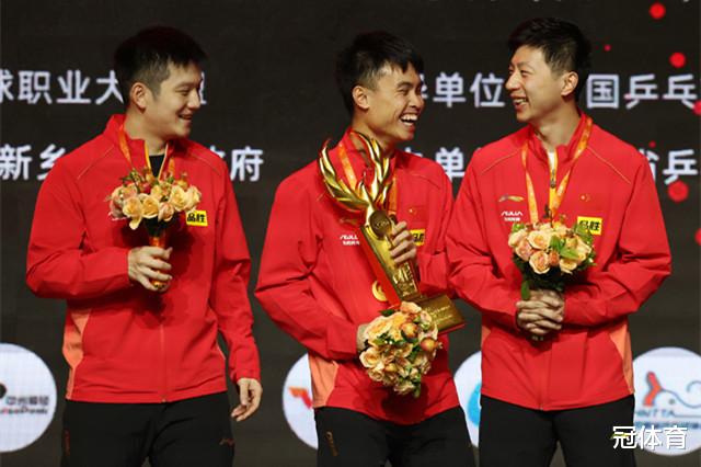 刘国梁|国乒冠军教头连遭打击，昔日主帅却缔造黑马神迹，刘国梁怎么看？