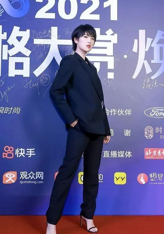 陈数|程潇陈数蒋勤勤祝绪丹红毯争艳！她们肤白貌美谁魅力足？