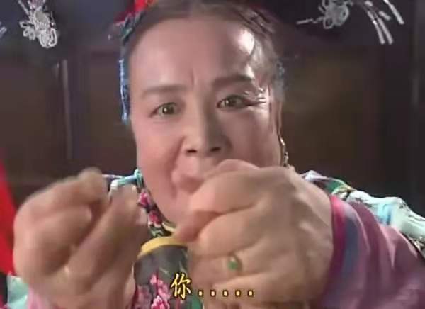 还珠格格|《还珠格格》开播23年：主演险全军覆没，杀妻、出轨、撞人太唏嘘