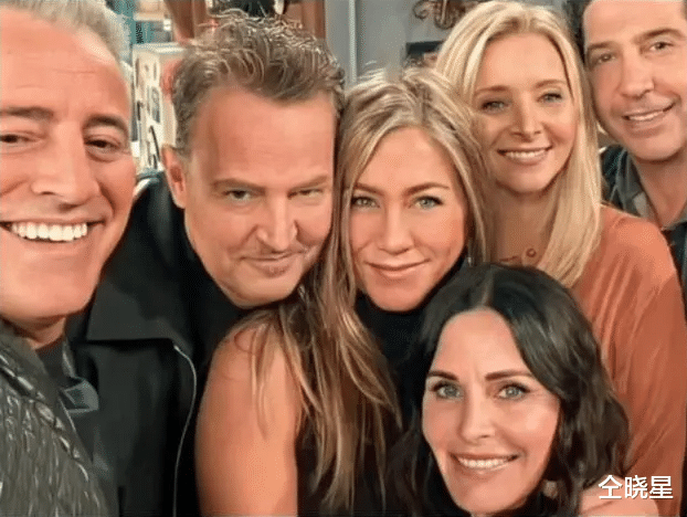 詹妮弗·安妮斯顿|全球最性感的女人!1.4亿身家仍然单身,脸用到极致是什么样?