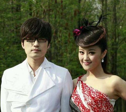 王小玮|玖月奇迹王小玮，与多位明星不正当关系？前夫被逼退圈？