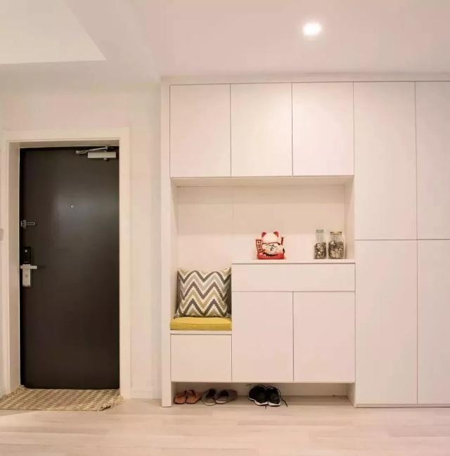 鞋柜+换鞋凳+收纳组合，这个柜子能顶一间房，漂亮又实用！