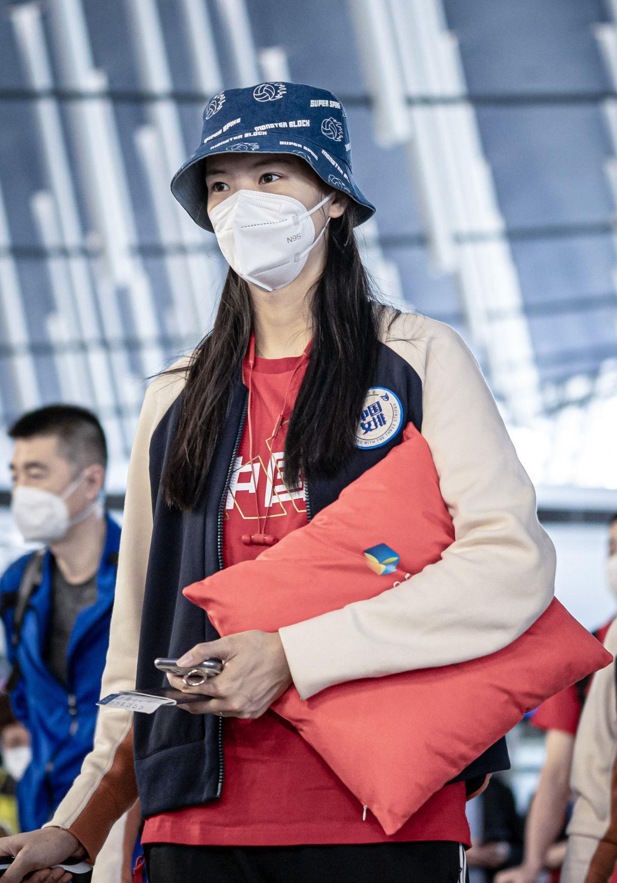 篮网队|李盈莹终于迎来接班良机！中国队发布世界女排联赛19人参赛名单了