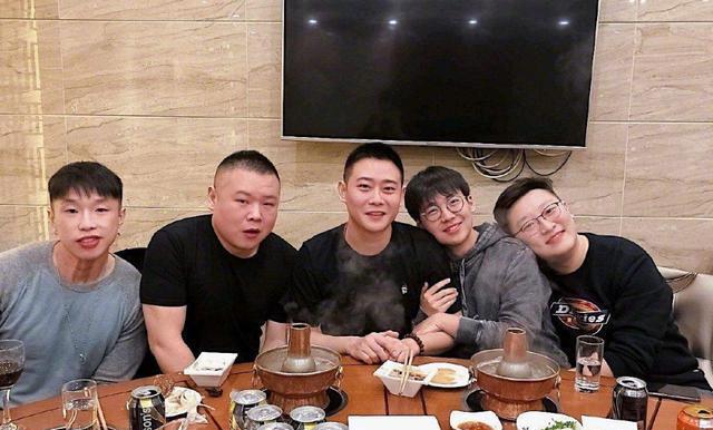 岳云鹏|岳云鹏遭德云社联名开除时，全体师兄弟无人反对，他怎么得罪了人