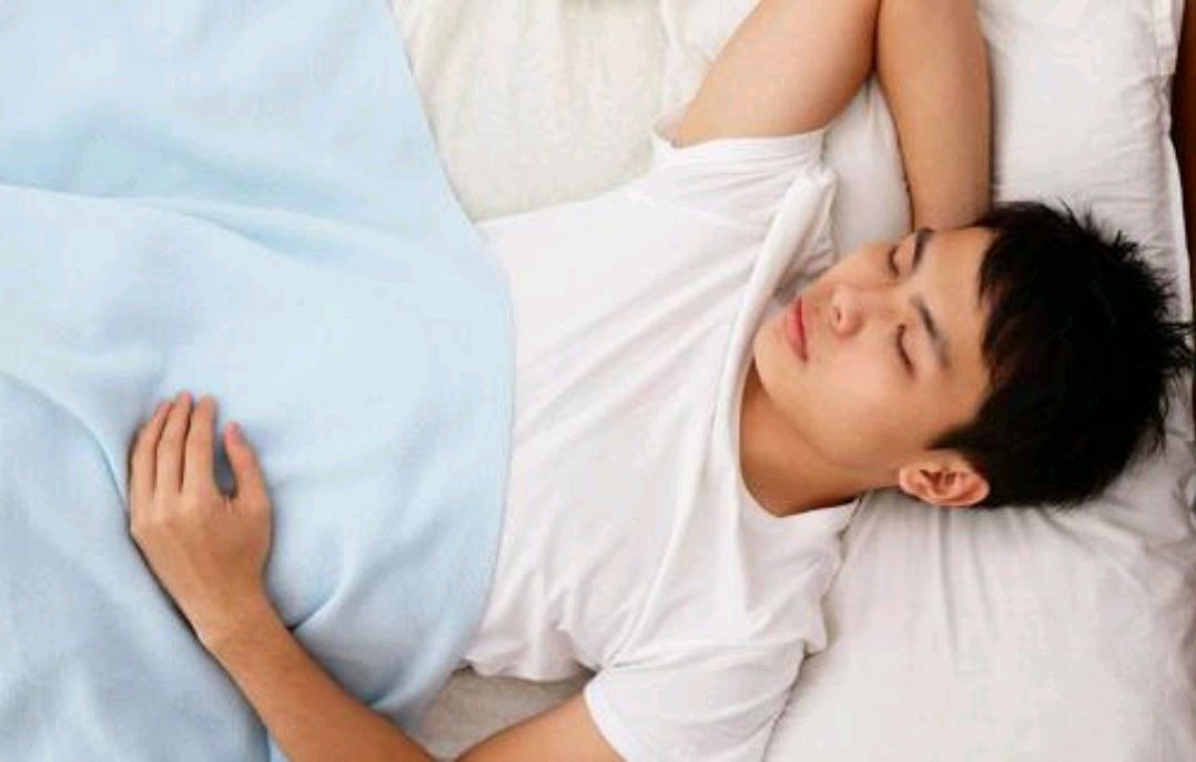 健康无价 失眠的人大多是阳不入阴，提醒：睡前做好5件事，入睡或许更轻松