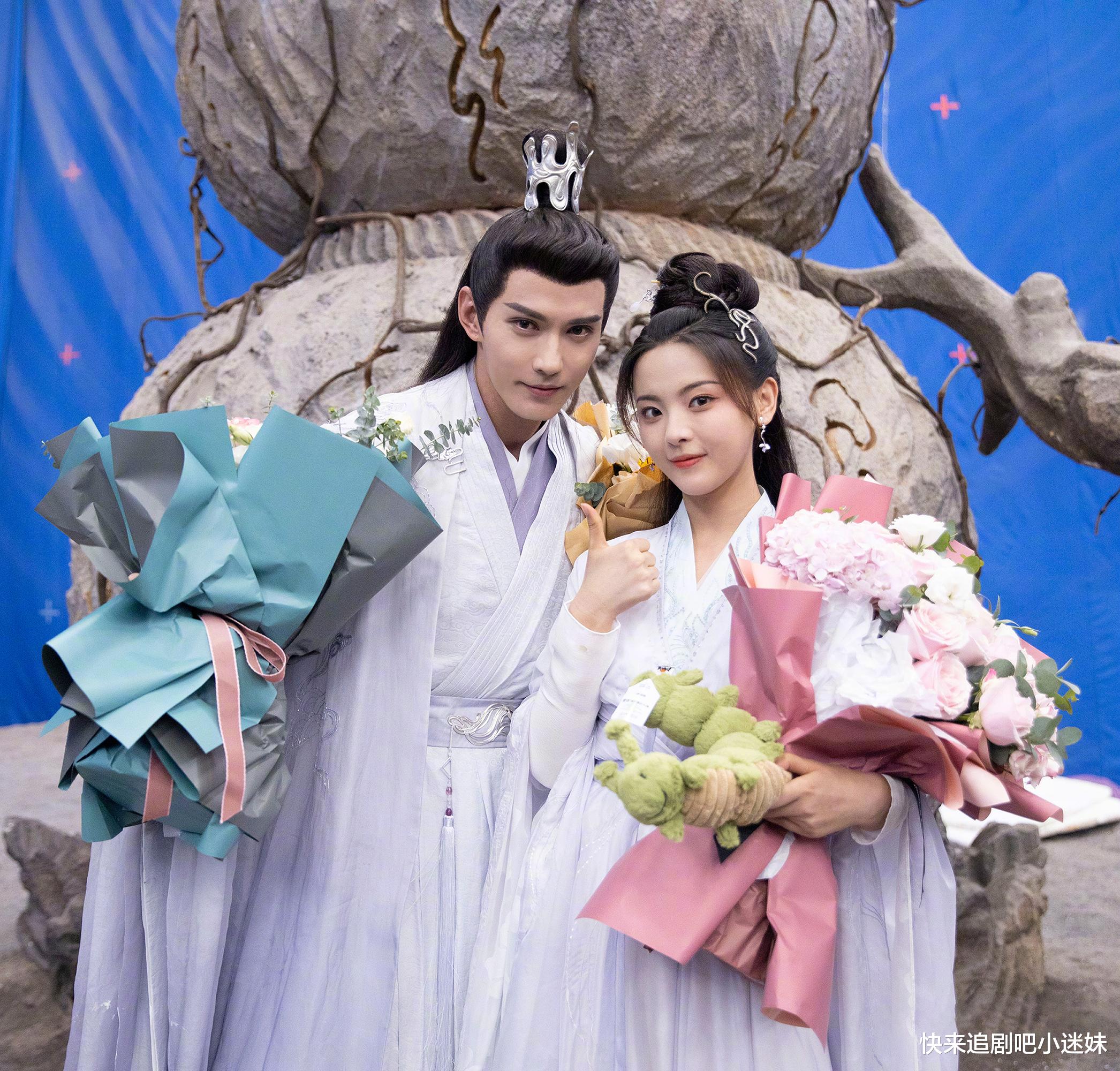 杨超越|《重紫》杀青，杨超越挑大梁，演技却是不确定因素