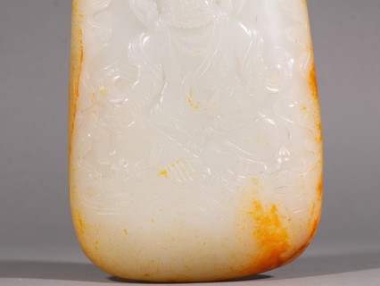 老玩家|老玩家旧藏 和田玉原石籽料“黄财神”摆件。