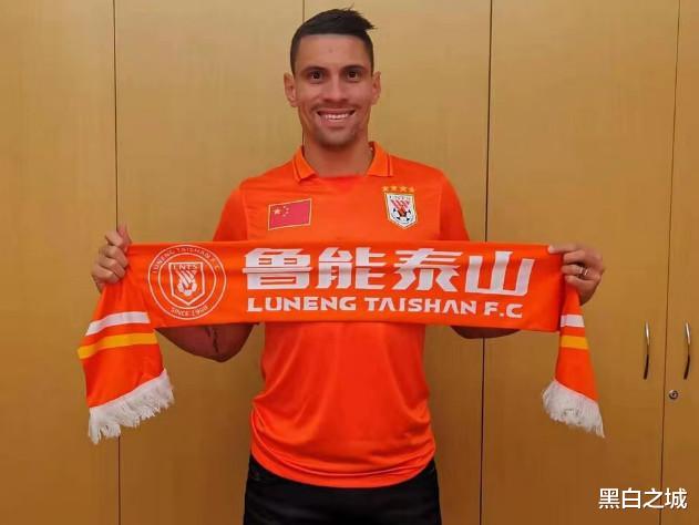 中超|下午4点！名记曝中超豪门财政不佳：或放弃中场核心球员