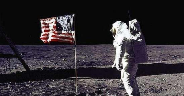 美国|美国阿波罗登月为何被质疑是骗局？中国嫦娥五号给美国“正名”了