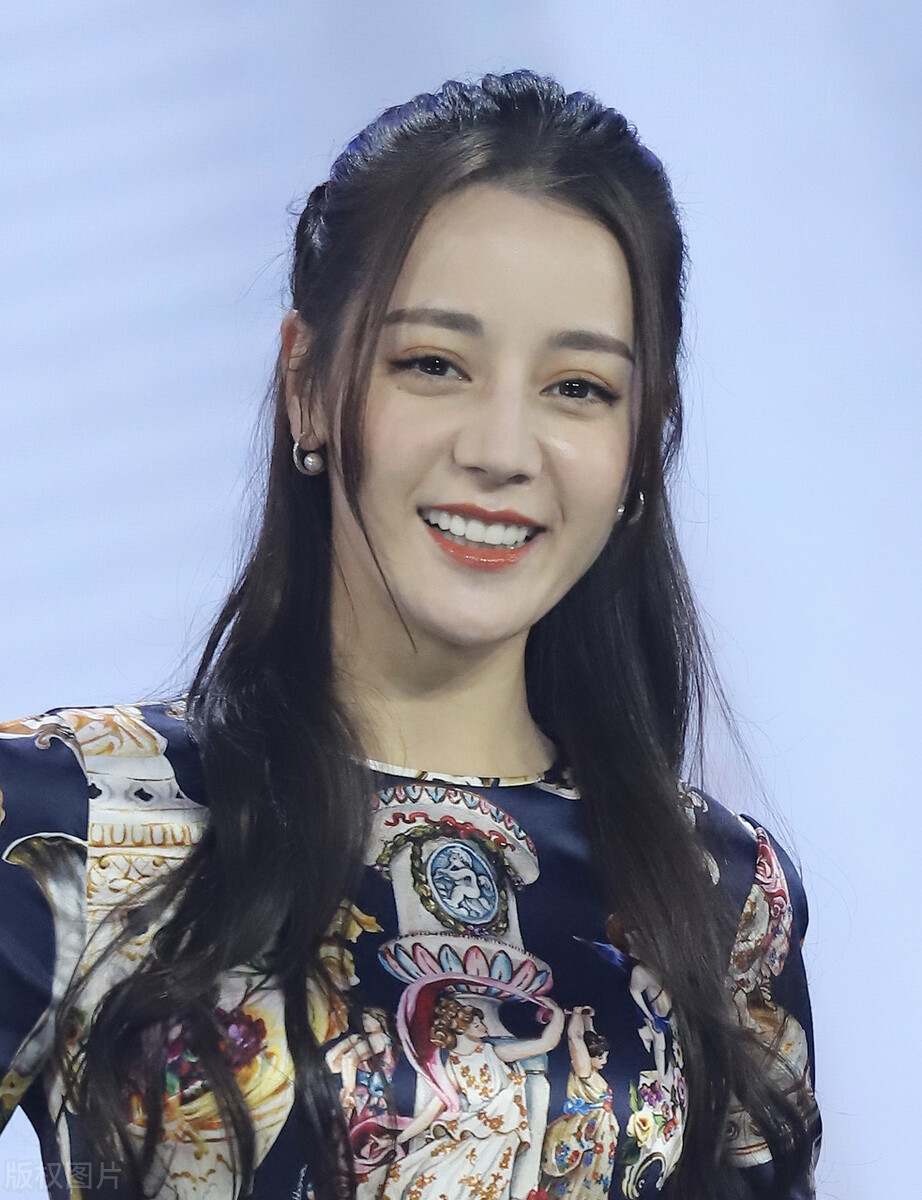 杨幂|艺人刚走红就解除合约，杨幂公司又出“白眼狼”？