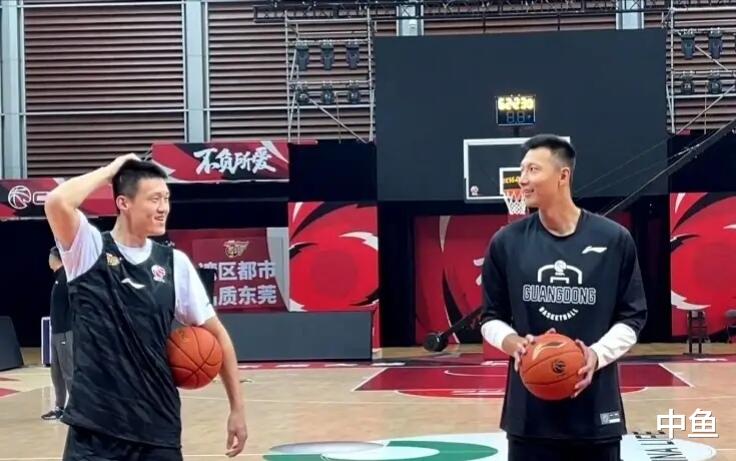 杜鋒|杜鋒亮出底牌，今晚CBA總的決賽，阿聯鐵定上場