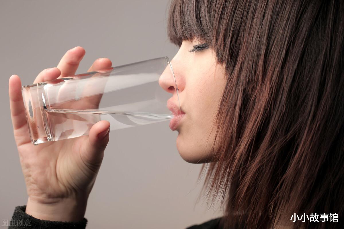 小小故事馆|每天吃面条对血脂不好？医生提醒：除了面条，还有3种食物别多吃
