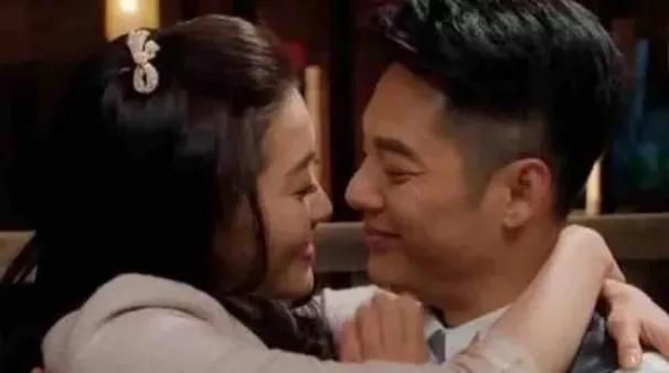 程愫|演员程愫,离婚后逆袭当院长,独自抚养儿子6年