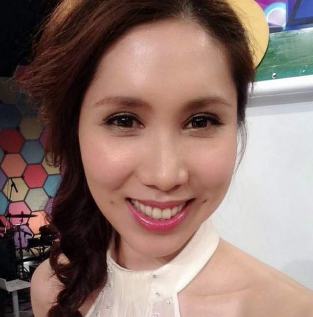 余苑绮|74岁台星节目中崩溃大哭，称患癌女儿不愿化疗，心疼爱女数次哽咽