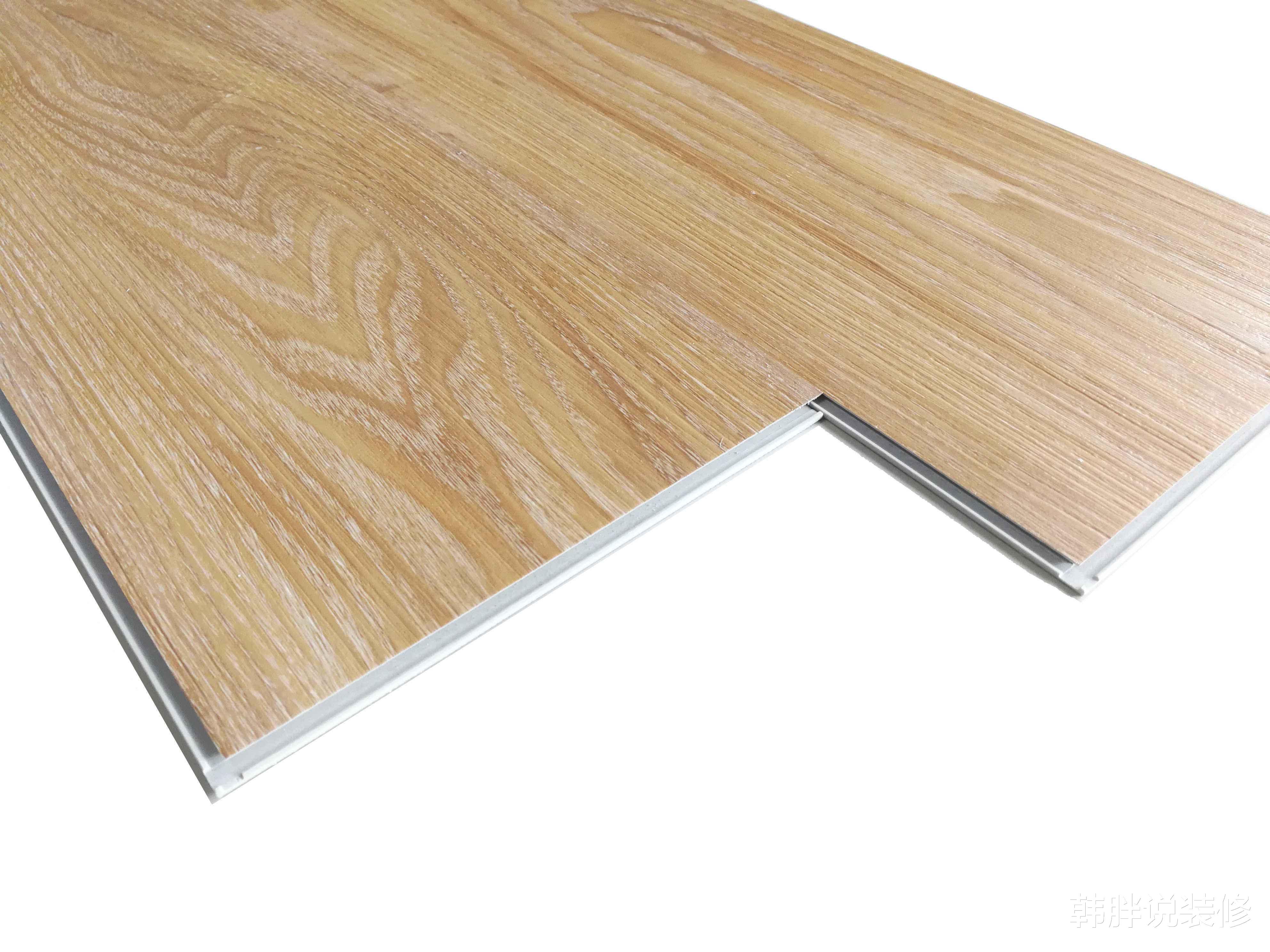 地面装修，不一定非要选择瓷砖或木地板，聪明人都用这种新型材料