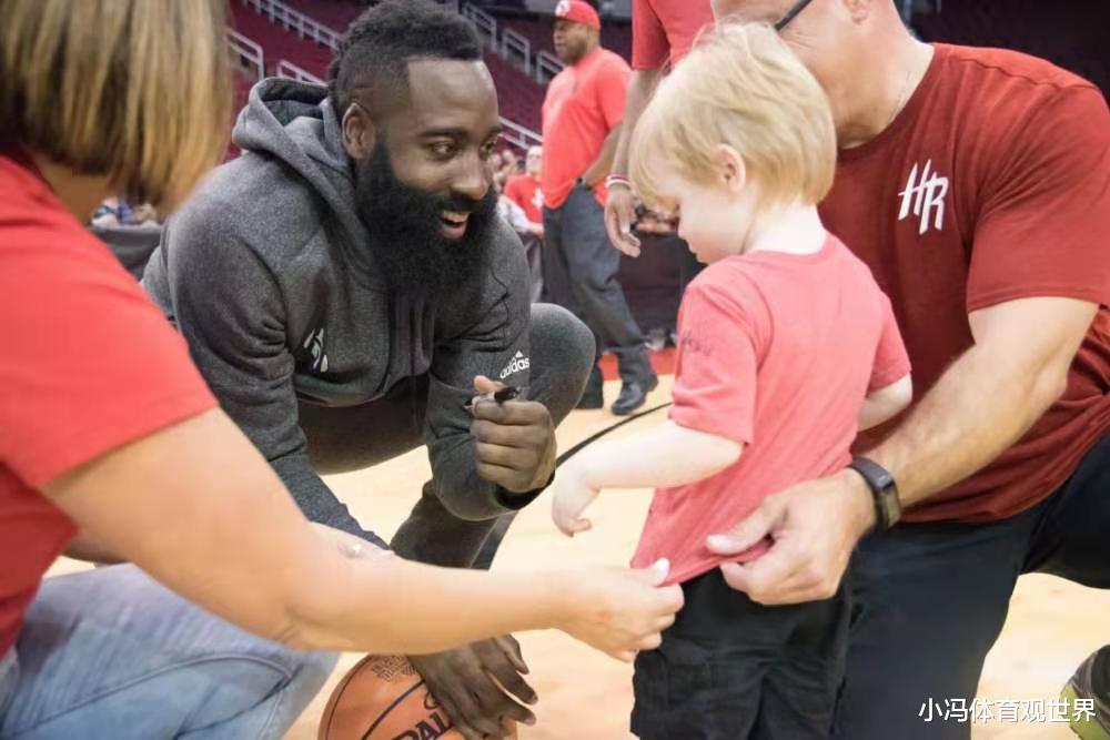 詹姆斯·哈登|正負(fù)值-23！全場(chǎng)最低，說實(shí)話哈登的武器庫真的不適合全明星賽