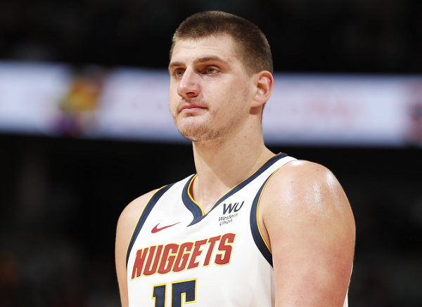 安东尼·戴维斯|利拉德轰37+5记三分仍无缘今日最佳！对不起，你碰到MVP了！