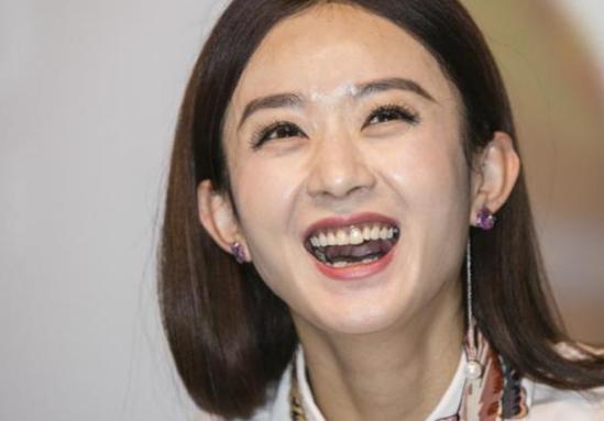 Angelababy|女星大笑瞬间：杨颖尴尬，赵丽颖真美，最后一张承包我一年笑点