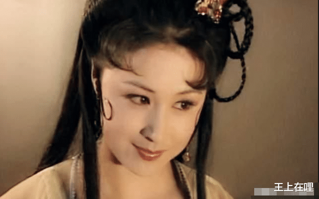 赵本山|赵本山可真“坑人”！这么多女演员，戏里农村妇女，戏外全是女神