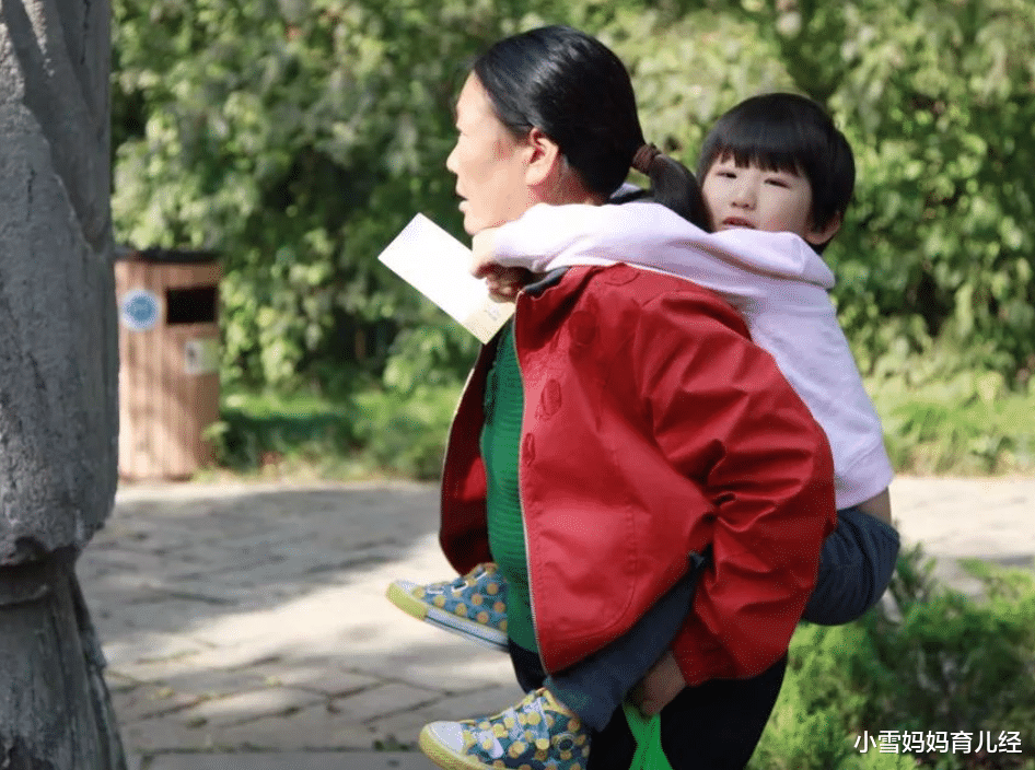 小雪妈妈育儿经|“奶奶没义务带娃”,网上听听乐呵下就行,心里可别当真了