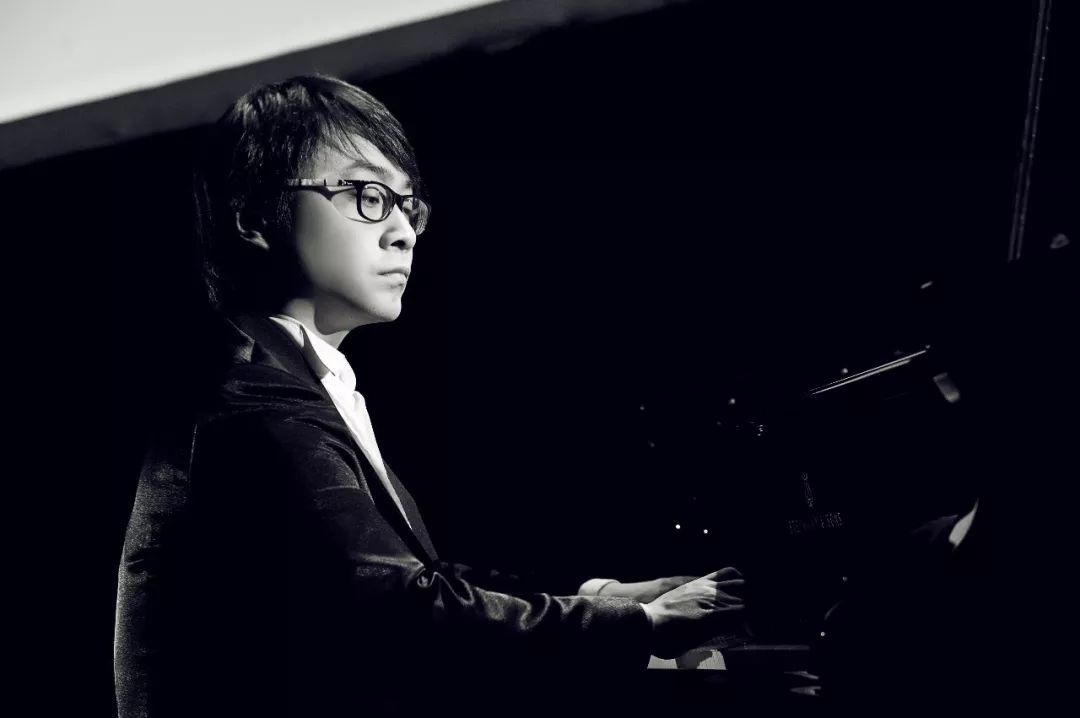 霍尊|霍尊“沪上交流群”成员都有谁？5位明星身份疑曝光，音乐圈集体沦陷