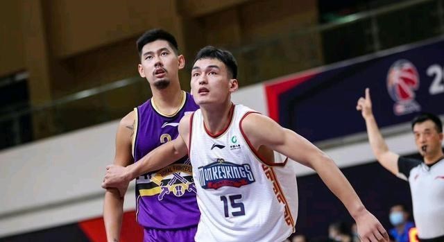 嘟小薯 CBA明日6场对决！杜锋战弱旅知耻后勇 李春江冲连胜 北控进奖励圈