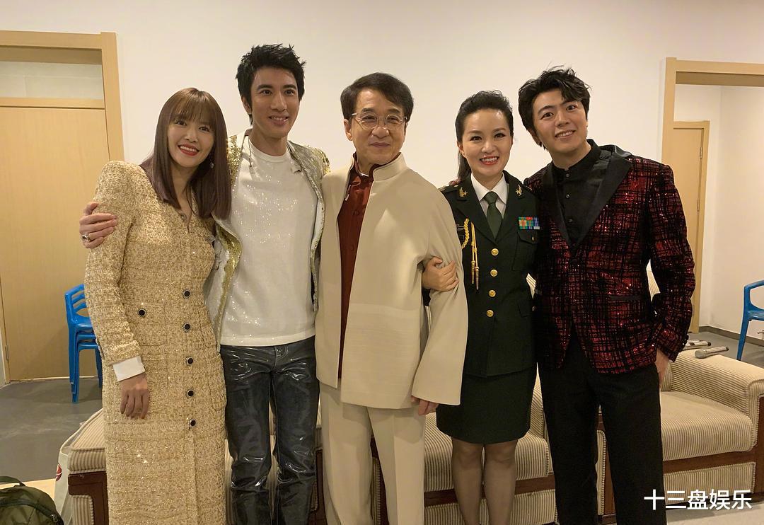 王力宏|看王力宏妈宝男是怎么炼成的，就明白李靓蕾曝光他有精神病不奇怪