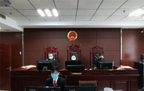 陕西一女孩失恋买醉，21岁男闺蜜好心将其送回家，却酿成悲剧