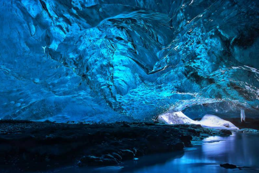 广西 广西一“无底”水潭,大量潜水员一去不返,至今无人知其通往何处