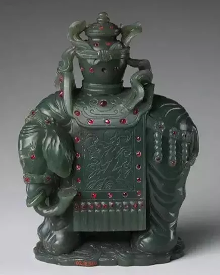 |用几万块玩出几百万的价值,和田玉十几年价值暴涨万倍!