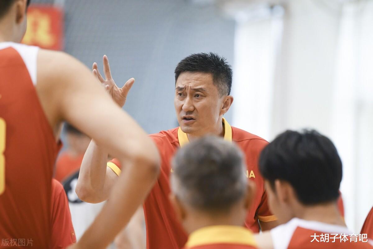 北京男篮|徐杰首度公开回应！入选中国男篮真相大白，杜峰真没开后门