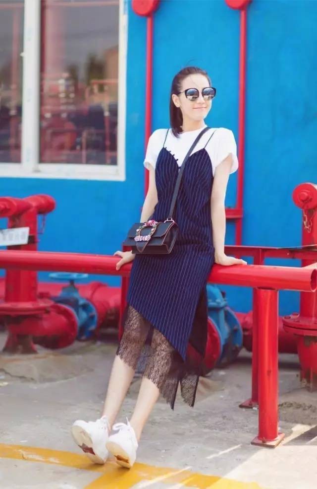 水果|黄晓明戴假发出席活动帅出新高度！减肥20斤去油成功，穿搭超有范