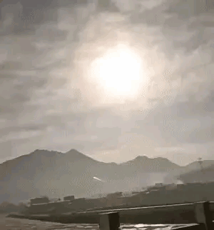 大象 青海玉树火流星的陨石找到了!种类很稀有,陨石大多还留在这座山上