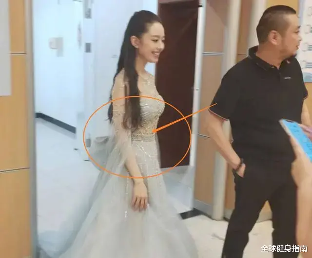 吉娜·爱丽丝|威力堪比核弹！看完吉娜这张动图网友彻底不淡定了...