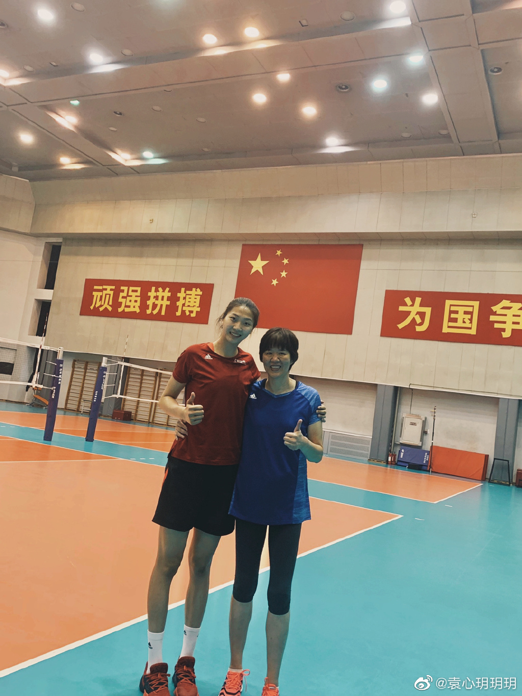 奥运会|中国女排终迎新一代“南北长城”，攻拦俱佳成巴黎奥运会冲金利器