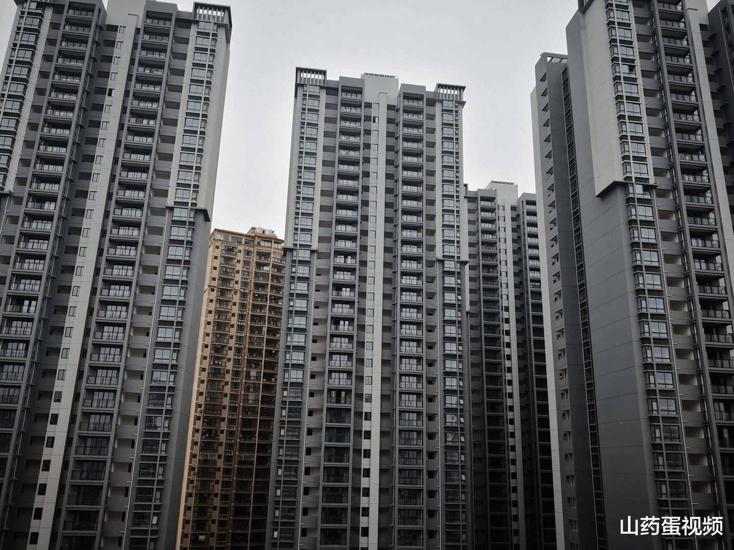 |买楼间距过近的房子都有哪些影响？看看这6个弊端，选房尽量避开