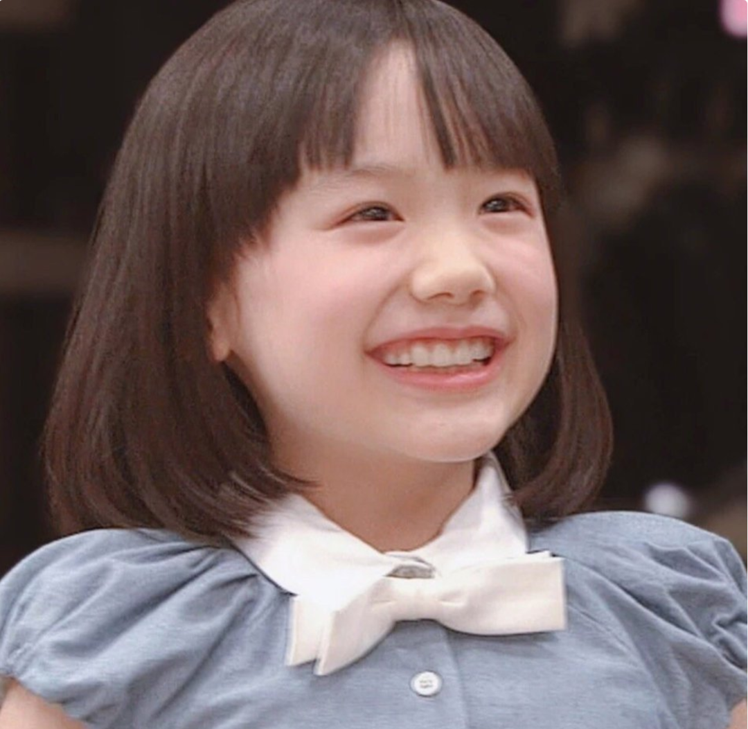 赵丽颖|她是日本“国民闺女”,3岁出道颜值超高,16岁身高却不足一米五