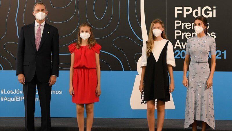 欧美时尚前线|西班牙国王一家四口全出动，莱昂诺尔一身红裙吸引全场目光