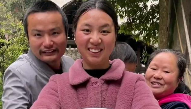 豪门明星|牛爱芳邻居出面澄清，名下没有豪宅豪车，网友：剧本挺好