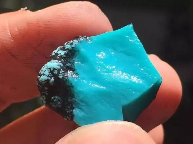 绿松石|绿松石选择什么颜色好?