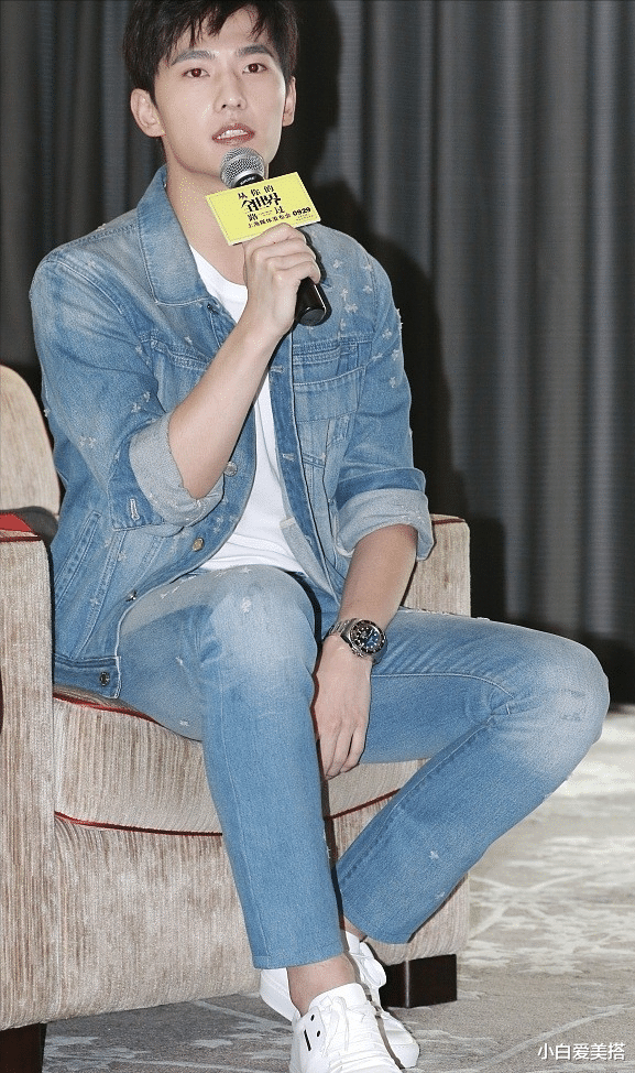 小白爱美搭|杨洋的俊朗颜值不是一般人能比的，一身牛仔套装，看着帅气又阳光
