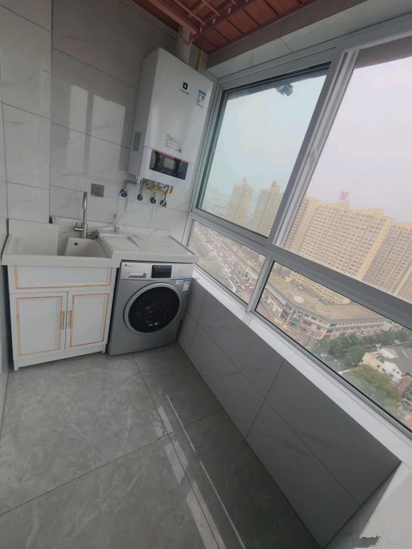 历时半年，140的房子自己设计装修，总共花了14万，一直踩坑