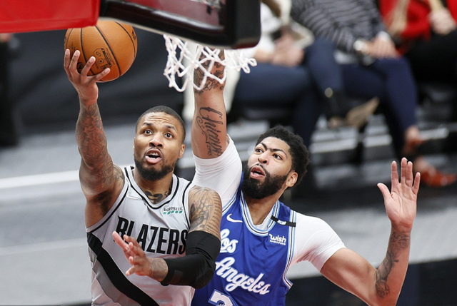 湖人队|挖槽!总冠军概率为0!俩球员申请加入湖人!