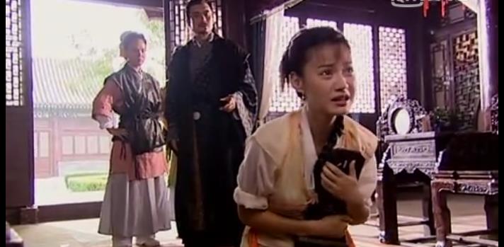 江玉燕|那个“把全剧杀得只剩下片名的女人”，带给我童年阴影，持续至今