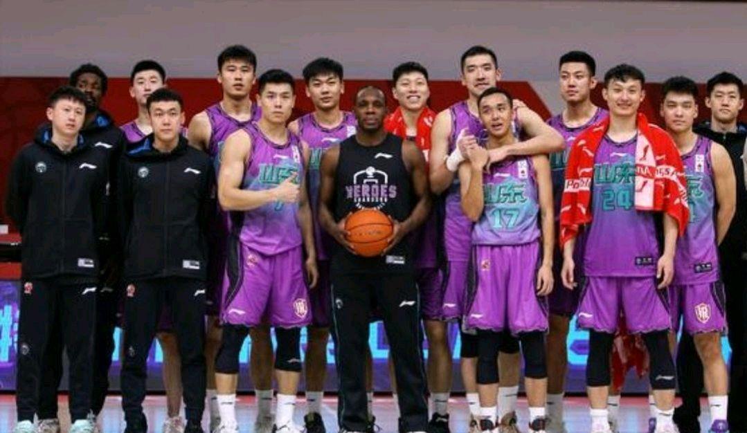 鞏曉彬|重返山東籃壇！鞏曉彬70天華麗轉(zhuǎn)身 高速始料不及 這波操作太給力