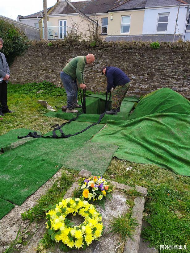 国外那些事儿 英国停车场挖出23具尸骨，最小死者只有16岁，许多身患疾病