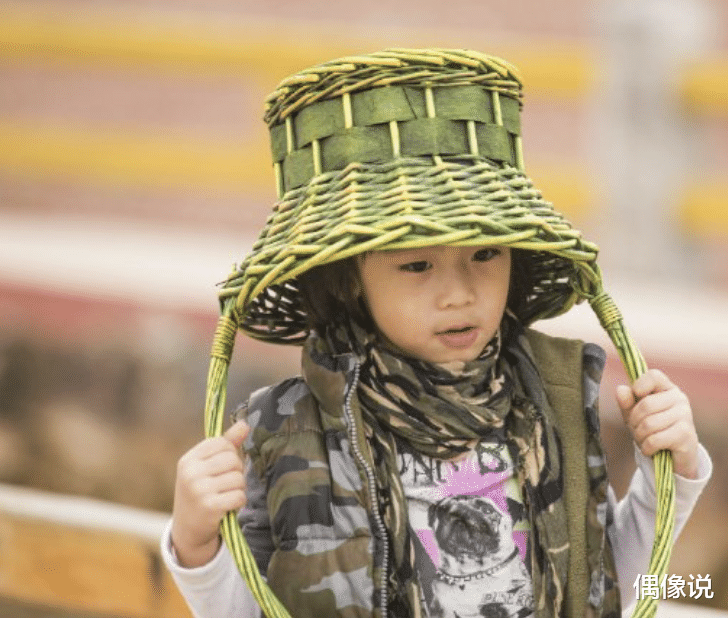 小小志|林志颖晒父子逛街背影！12岁kimi身高瞩目，已经跟爸爸一般高了