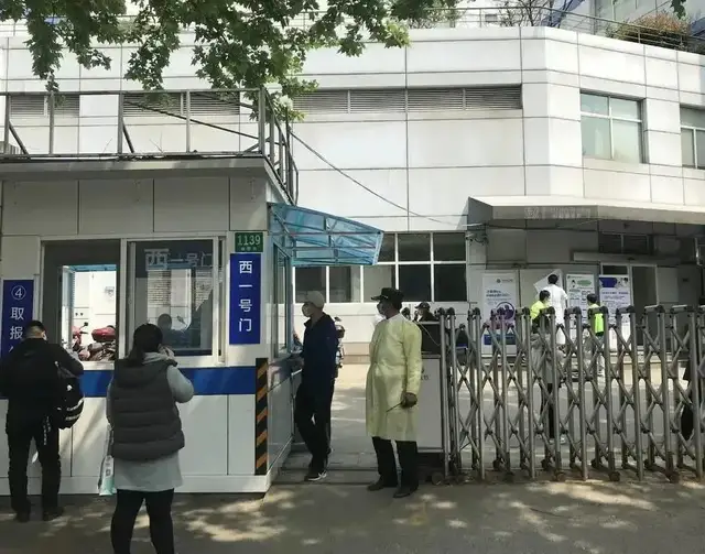 上海育儿帮|外地返沪需测核酸！这家儿童医院开启夜间核检！如何查询离家最近检测点？手把手教你→