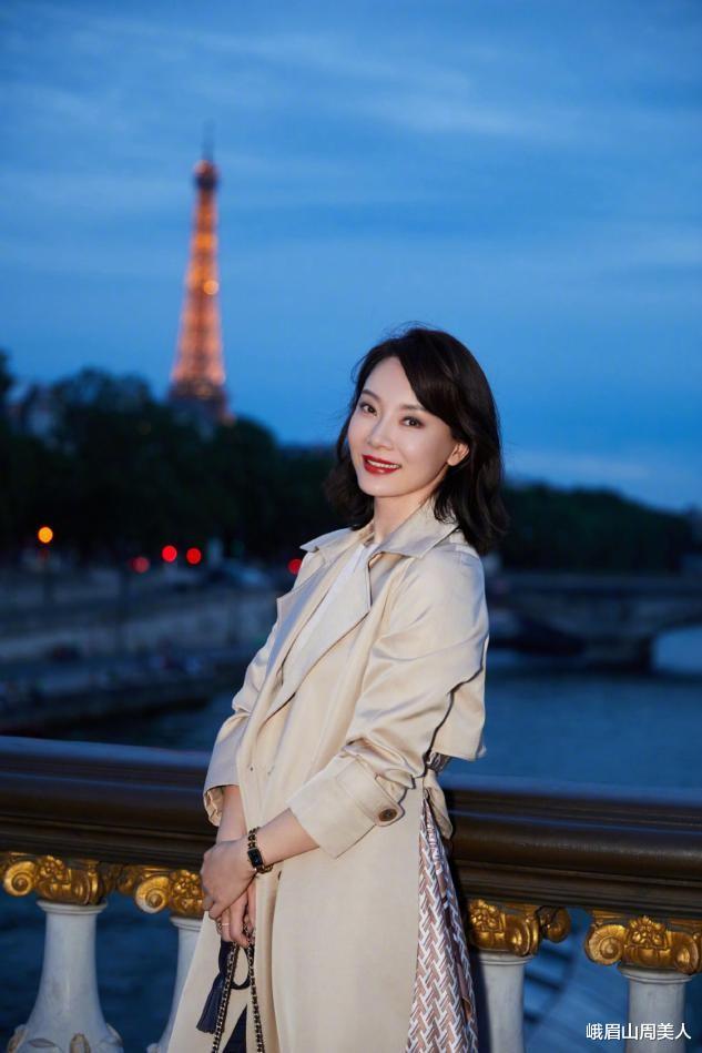 峨眉山周美人|看了陈数的穿搭才明白，优雅得体才最美，很适合四十岁女人